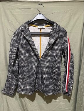 Charlotte Russe Plaid Zip Front Jacket